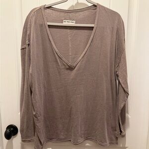 We The Free Women's Taupe Long Sleeve V-Neck Top
